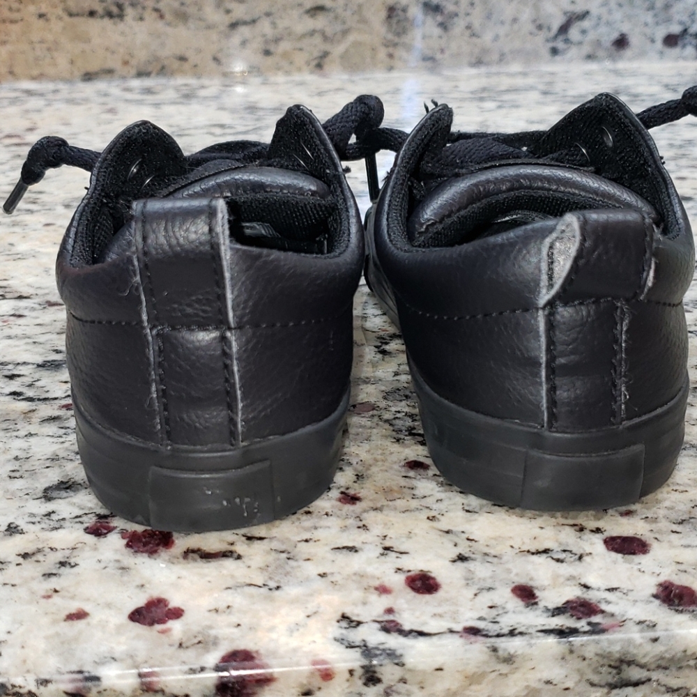Converse All Star Toddler Size 9 Sneakers - Picture 3 of 9